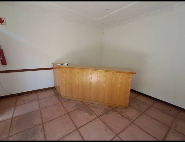 114M² MEDICAL SUITE FOR SALE IN VEREENIGING CENTRAL